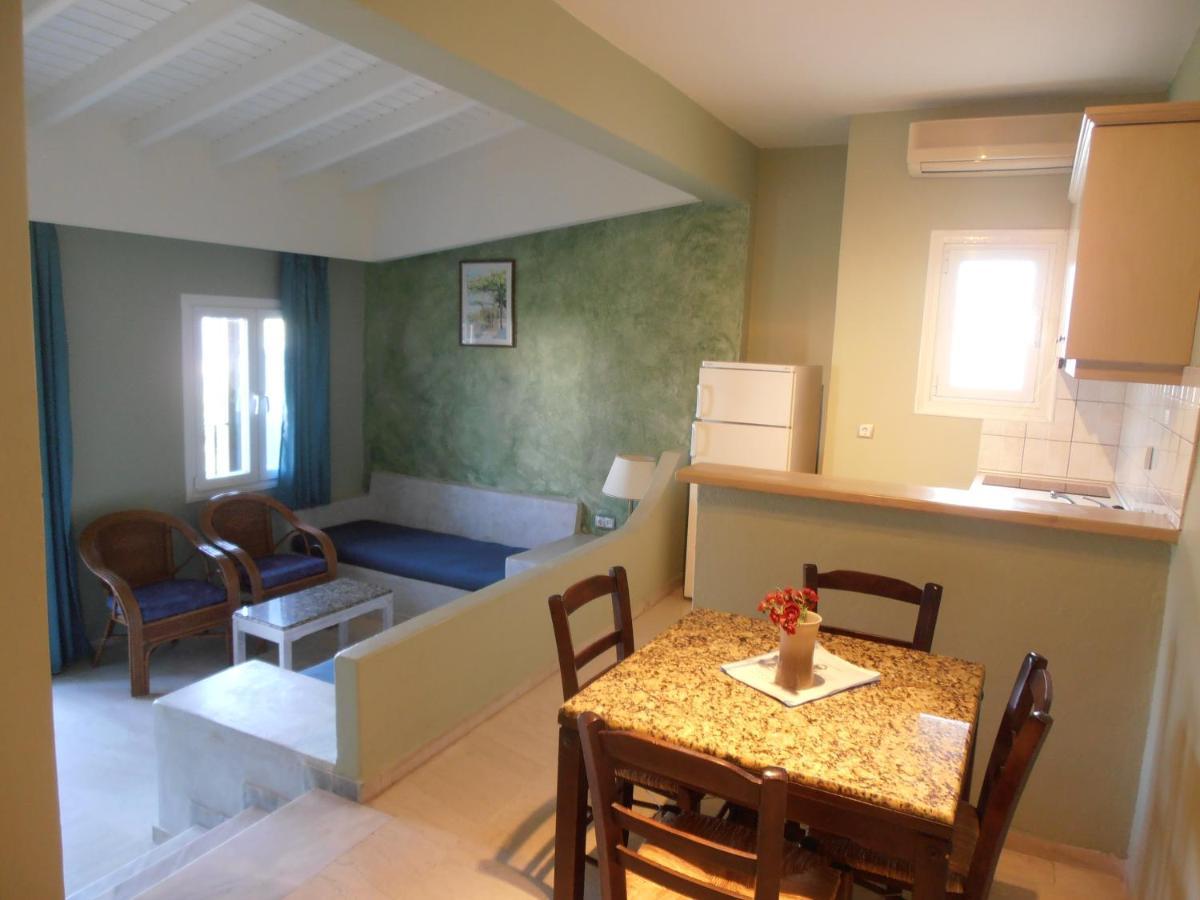 Frosini Gardens Hotel Kassiopi Luaran gambar